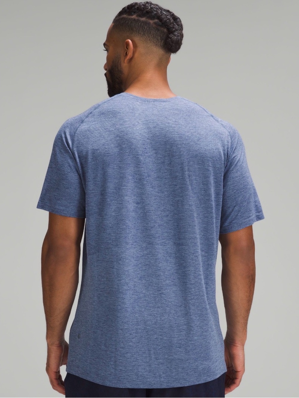 Lululemon /// Men’s Metal Vent Tech V Shirt - Size Large